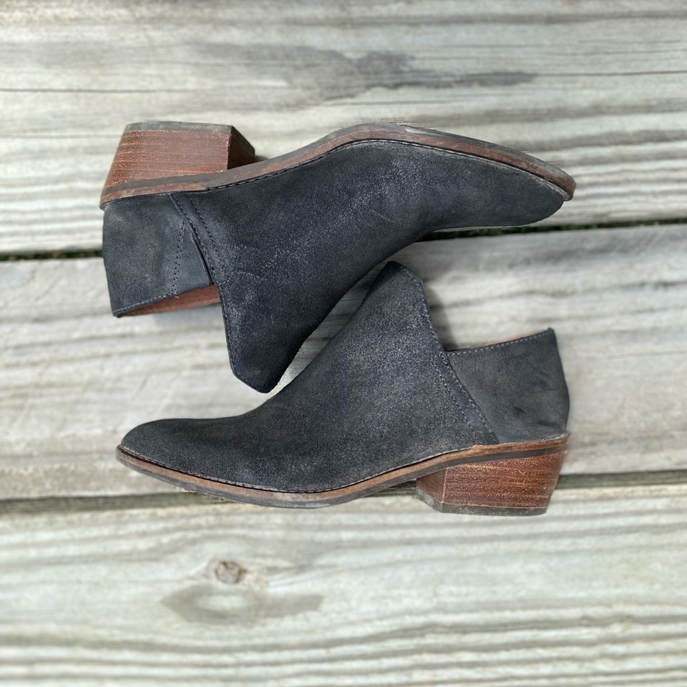 Lucky Brand Women’s Fausst Ankle Boot